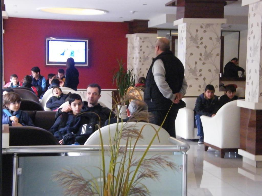 Egemen Hotel Mersin  Exterior foto